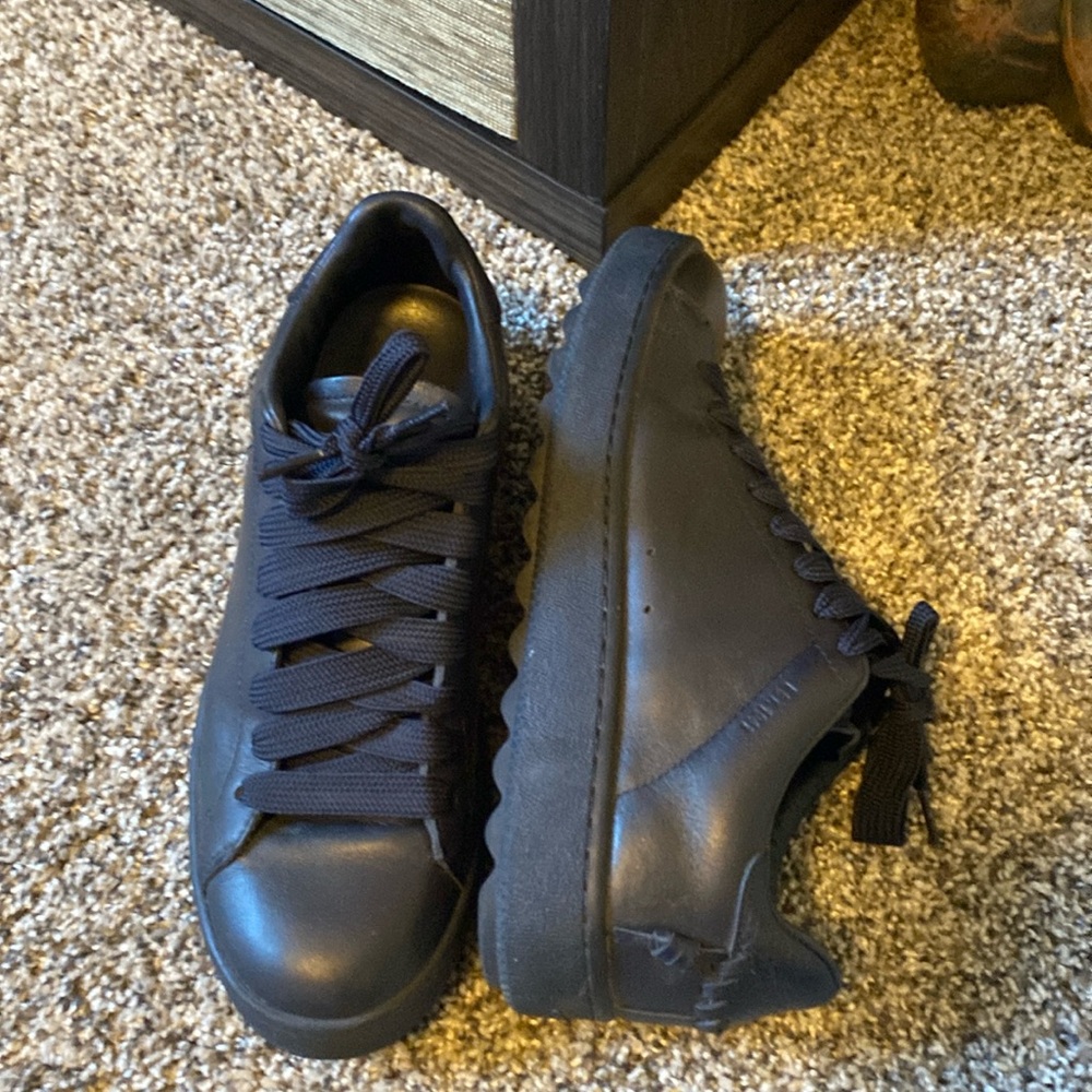 8.5 Coach Navy Blue Sneakers